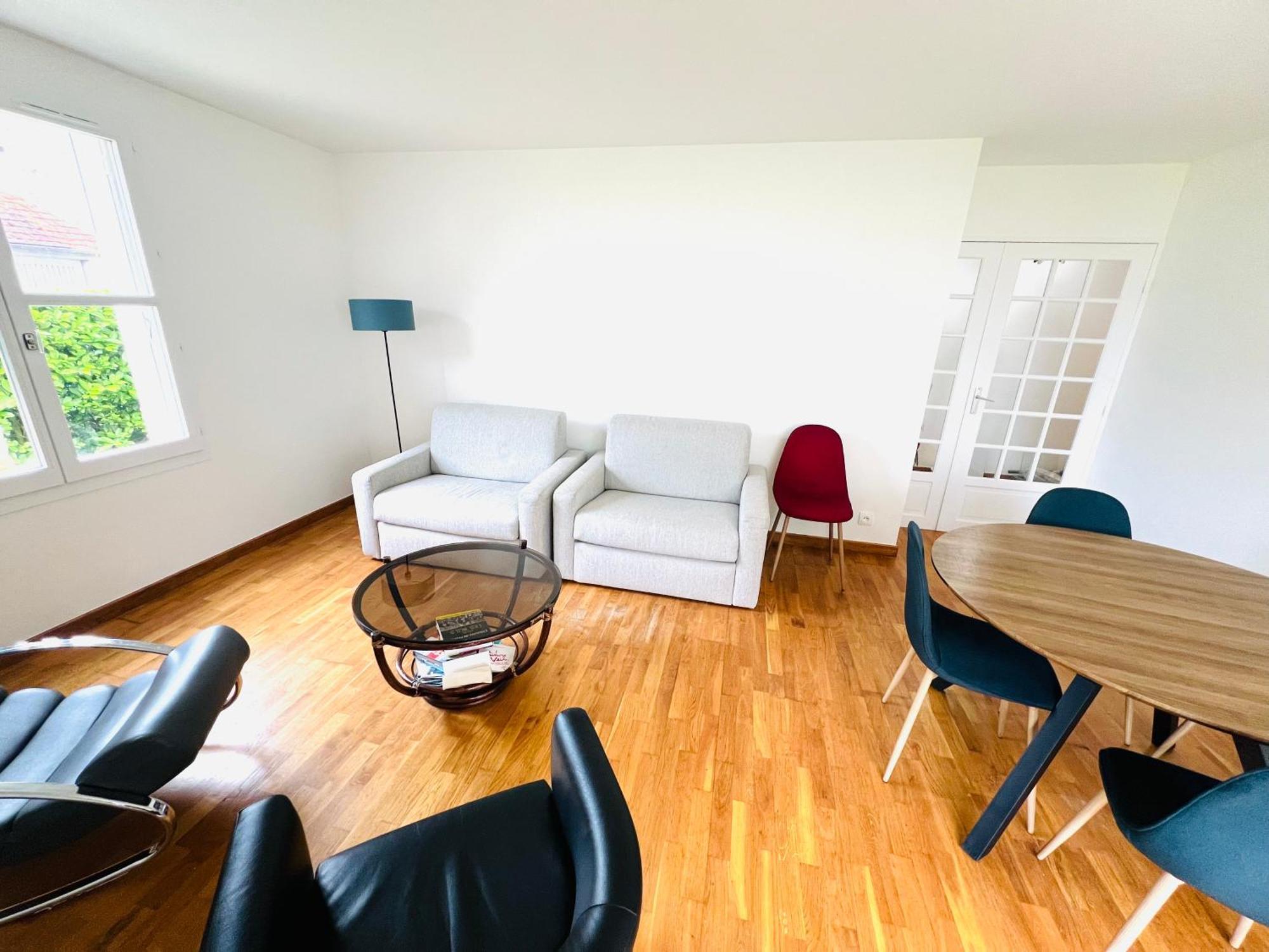 Appartement Standing Avec Jardin, 4 Personnes, Strategiquement Situe Mantes-la-Jolie Exterior photo